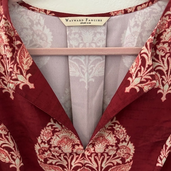 Wayward Fancies eShakti Plus 1X Red Graphic Boho Short Sleeve Tunic Blouse Pleat - Picture 2 of 5